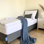 Mese Panzió Apartman *